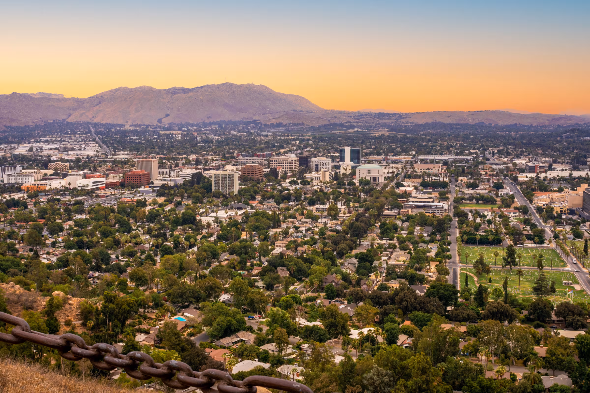 Private Jet & Inflight Catering BUR KBUR Hollywood Burbank | SkyDine
