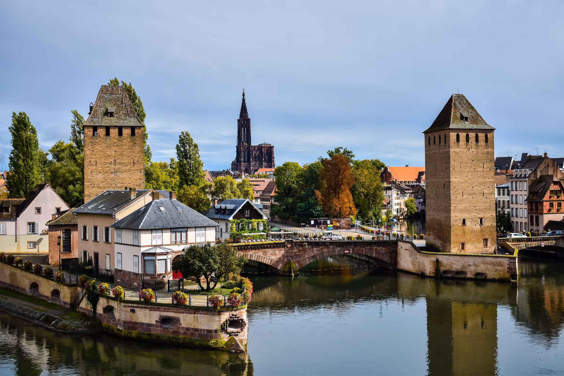 Private Jet & Inflight Catering SXB LFST Strasbourg | SkyDine