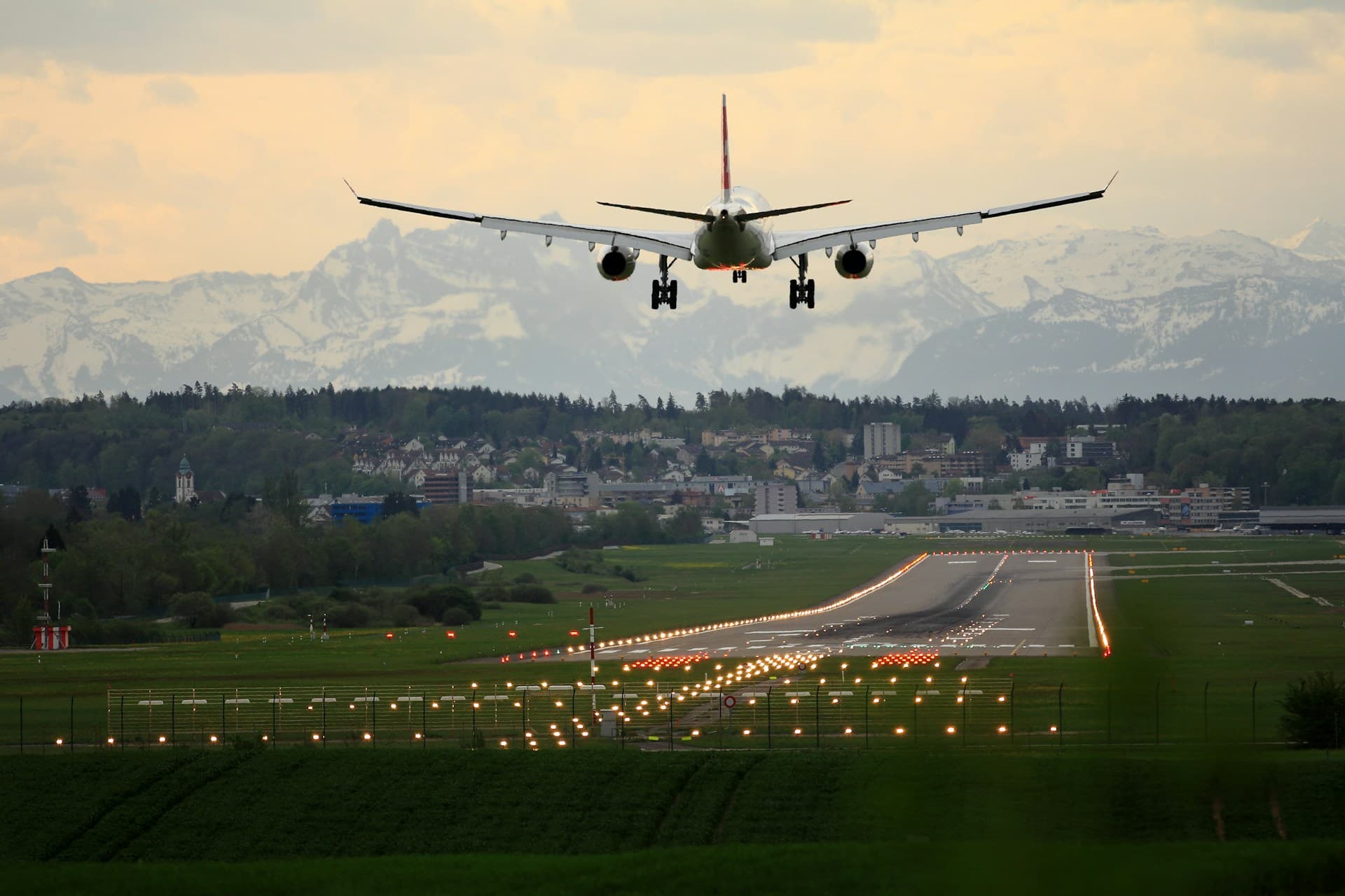 Private Jet & Inflight Catering | Flight Attendant Training | SkyDine